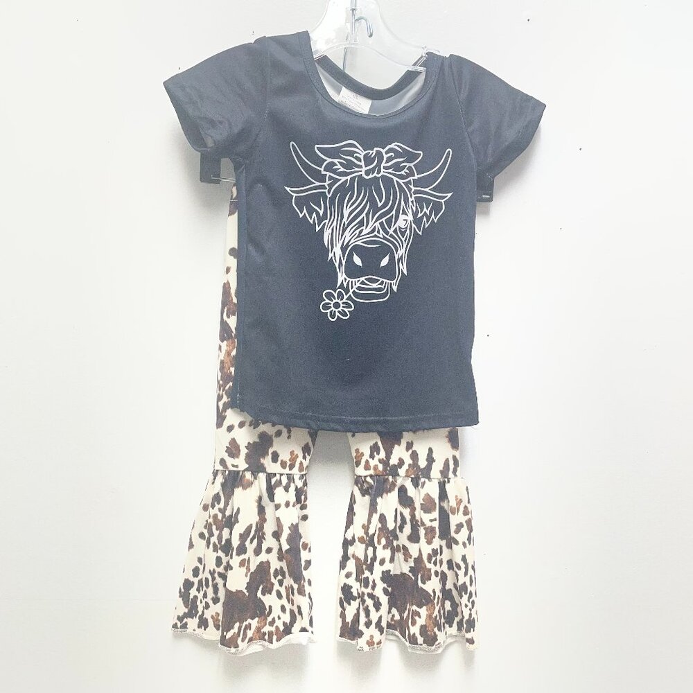 🐄 Girls Highland Cow &amp; Leopard Flared Pant Set - Trendy Two-Piece Outfit 🖤